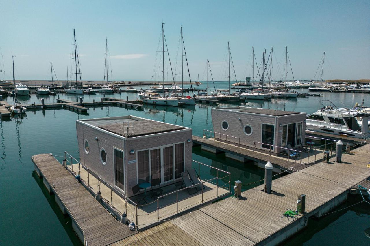 Hotel Marina Del Gargano Houseboat Manfredonia Exterior foto